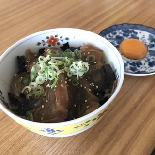 お好きな魚でアレンジ自在！漬け丼